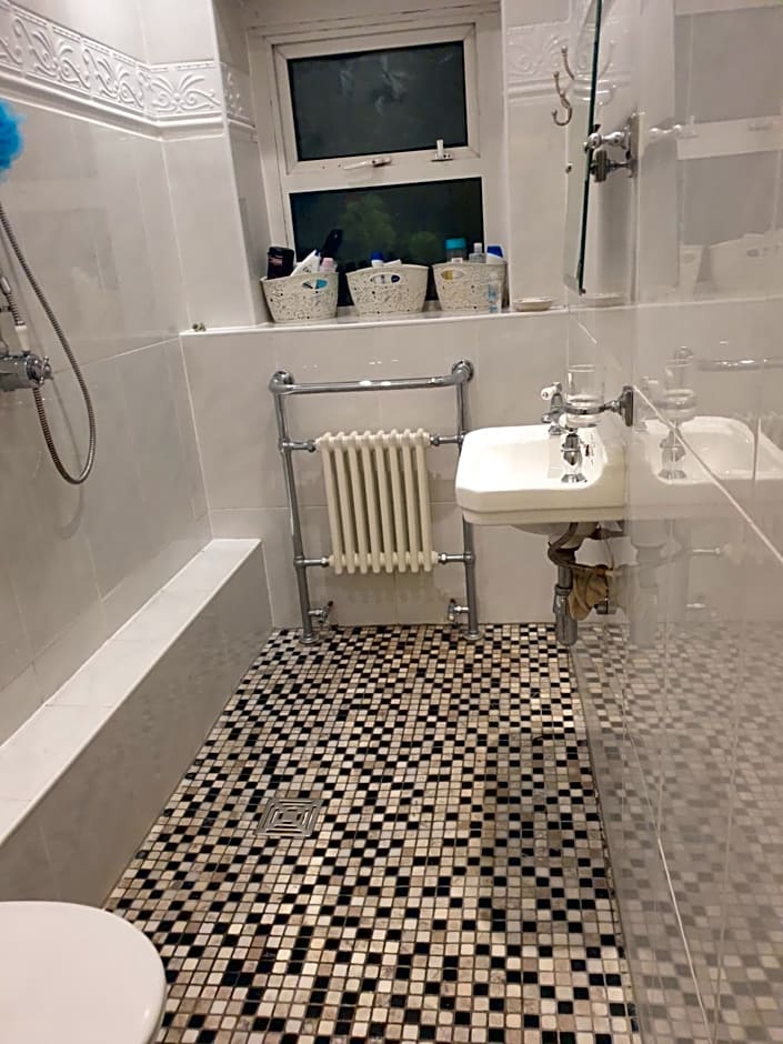 Judy's B&B private home