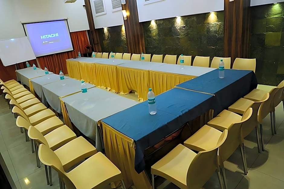 Hotel Alka Residency