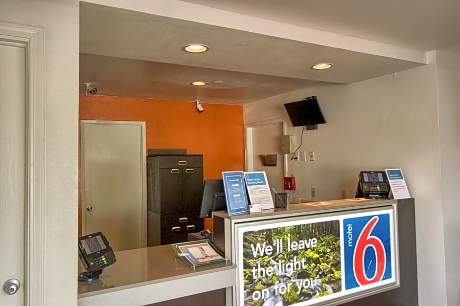 Motel 6-Everett, WA - North