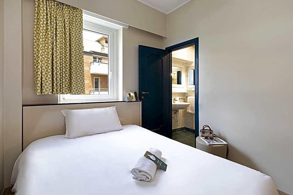 B&B Hotel Como City Center