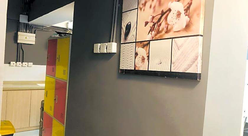 Hi Backpackers (Hong Kong Hostel Group)