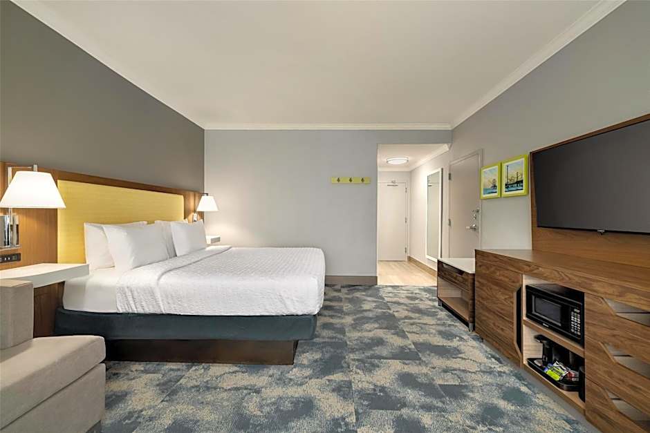 Hampton Inn By Hilton & Suites Galveston