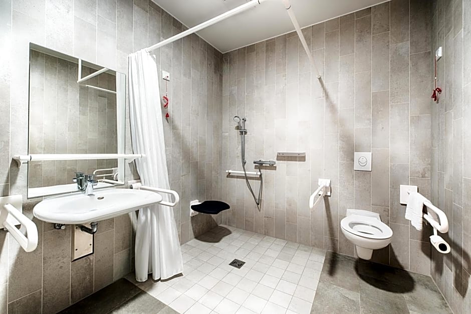 B&B Hotel Stuttgart-Neckarhafen