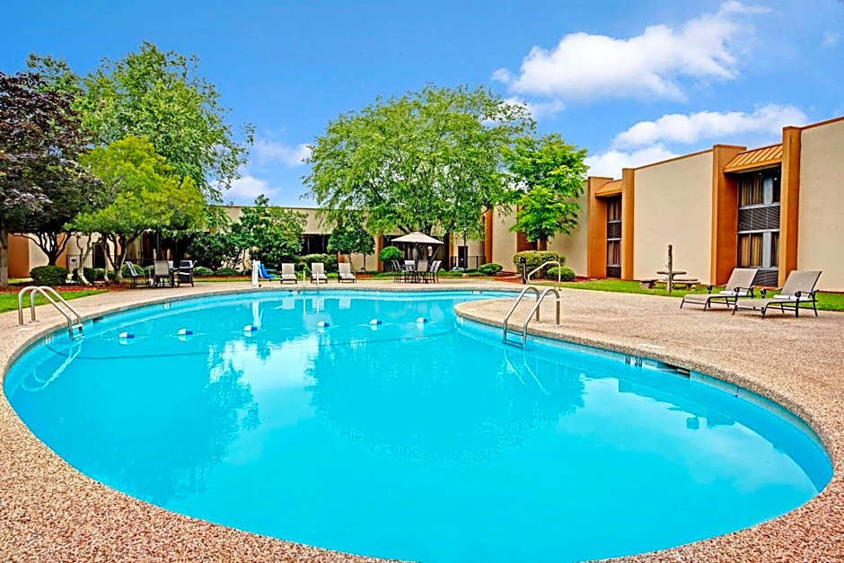 Ramada by Wyndham Statesville