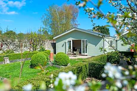 Deluxe Double or Twin Room with Garden View