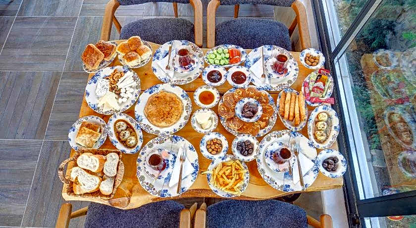 Moonlight Of Cappadocia