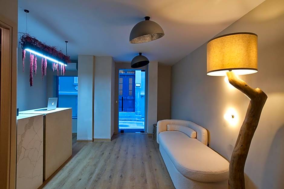 CITYLUXE Suites & Rooms