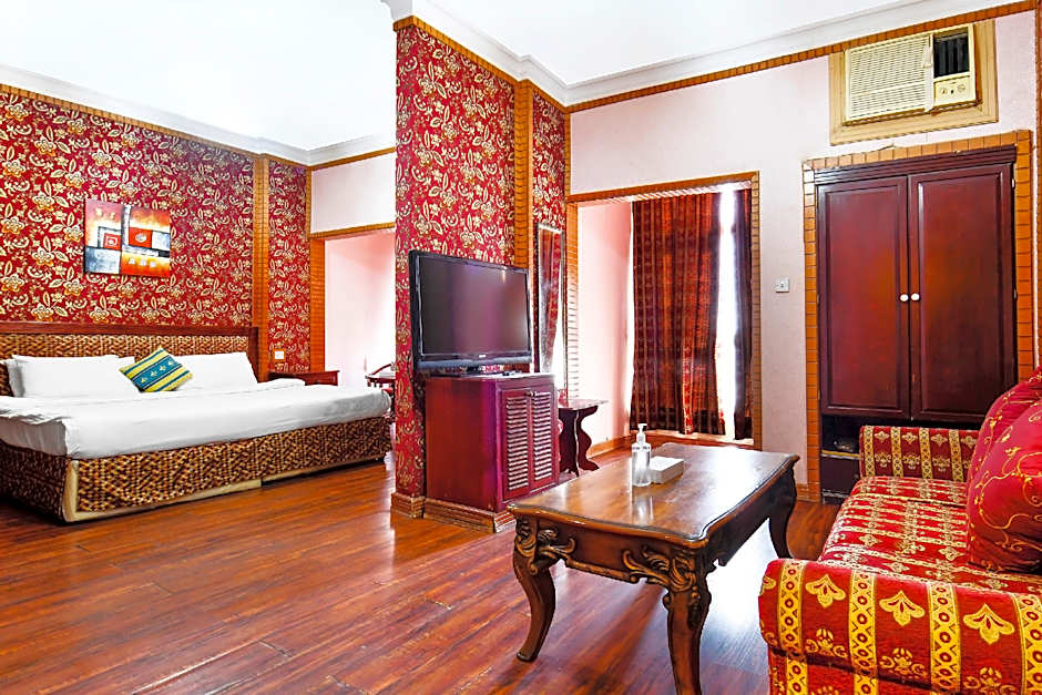 Capital O 125 Moon Plaza Hotel