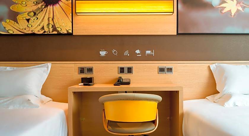 IU Hotel Xian Zhong Gu Lou Square