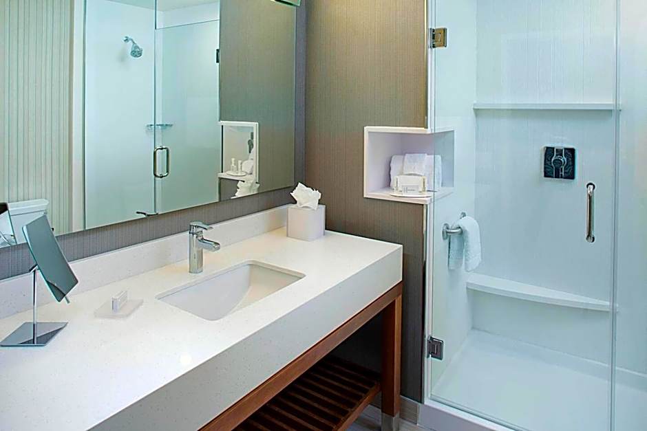 Courtyard by Marriott Dallas Carrollton and Carrollton Conference Center