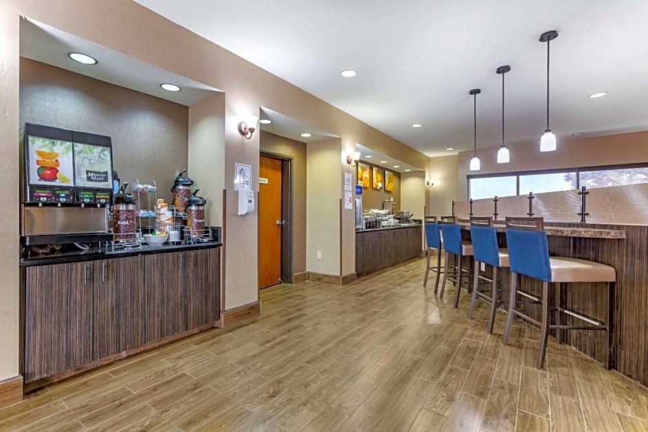 Comfort Suites Hobbs