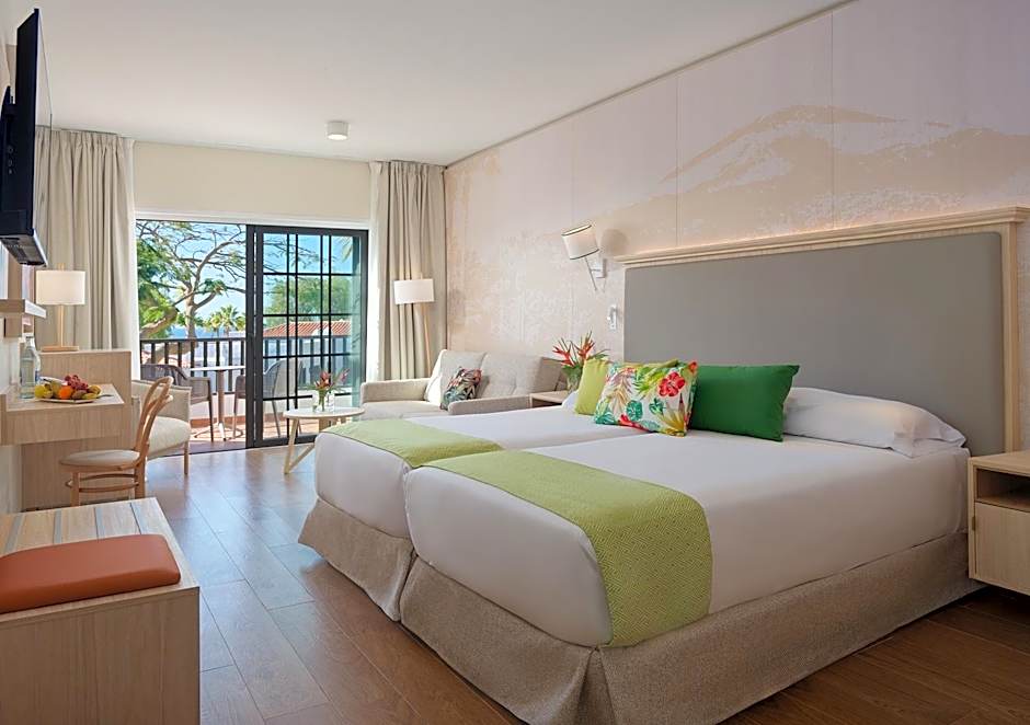 Hotel Jardín Tecina