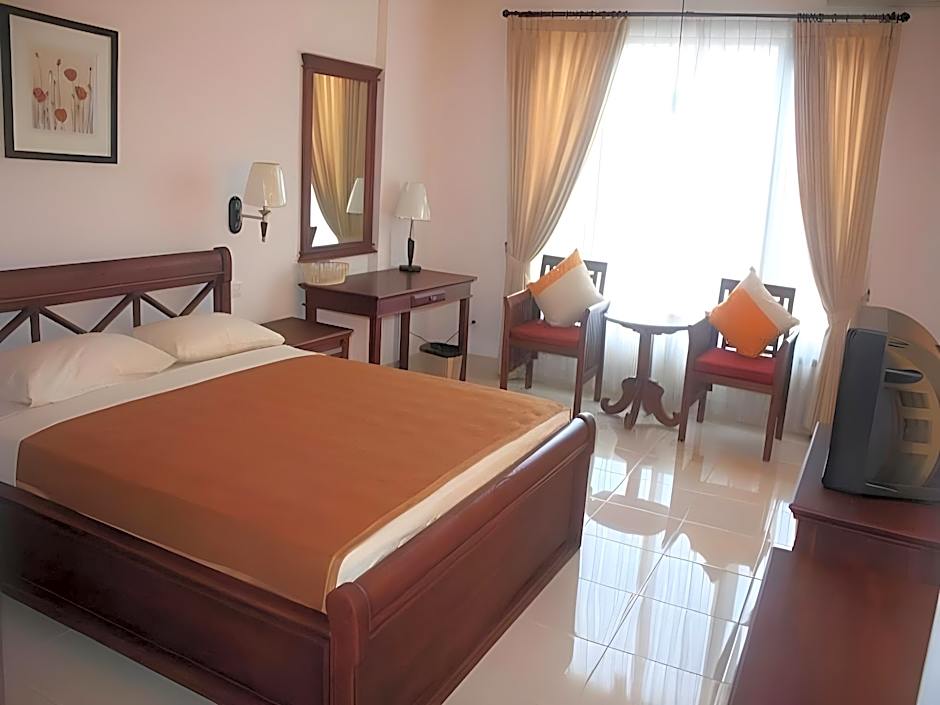 Nirwana Suites