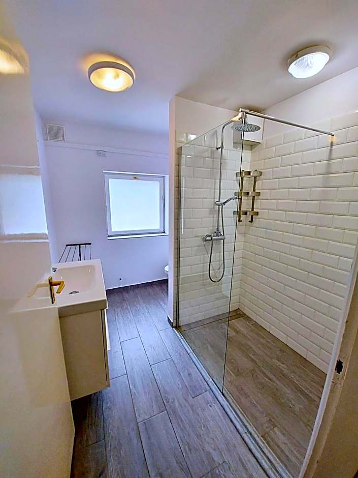 Hello Balcsi Apartmanház