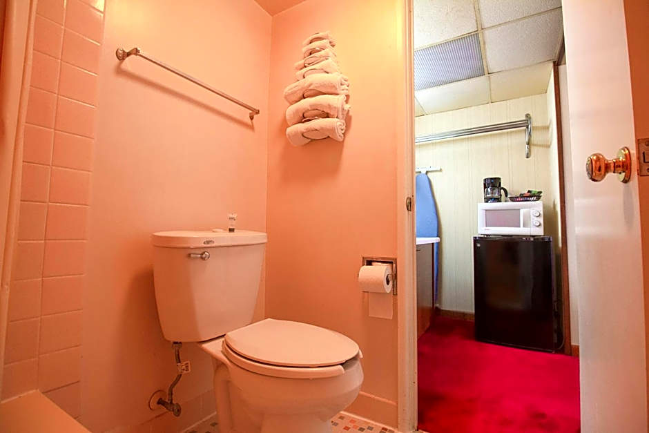 HomeTown Inn By OYO - Liberal, KS