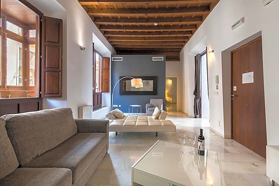 Elvira Suites