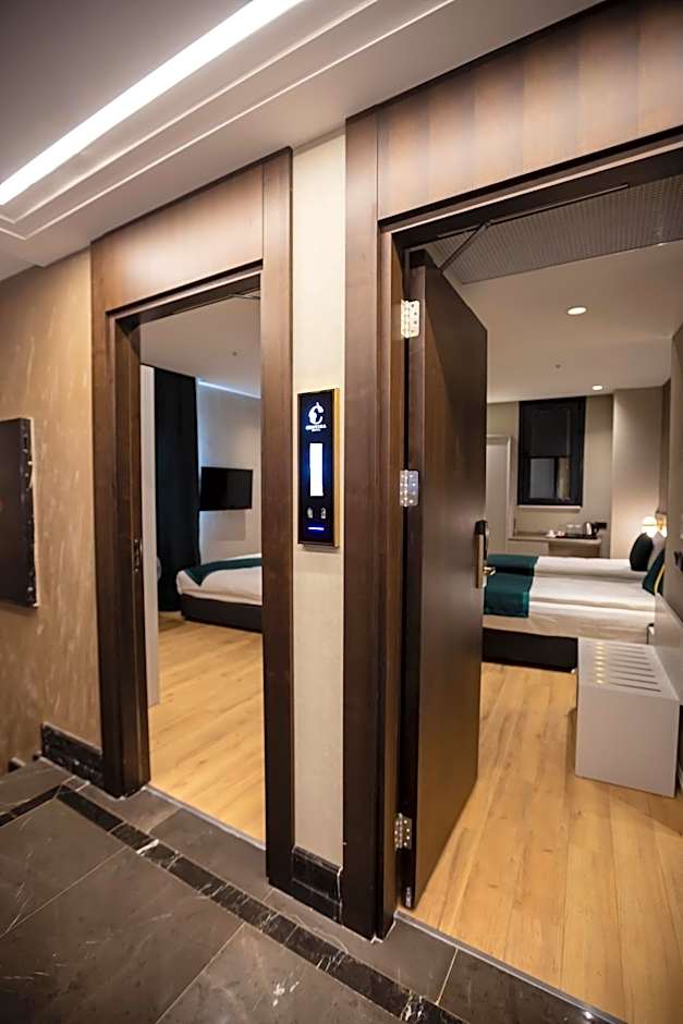 Costera Hotel