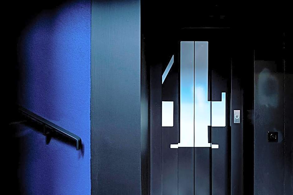 The Lubo - self check-in