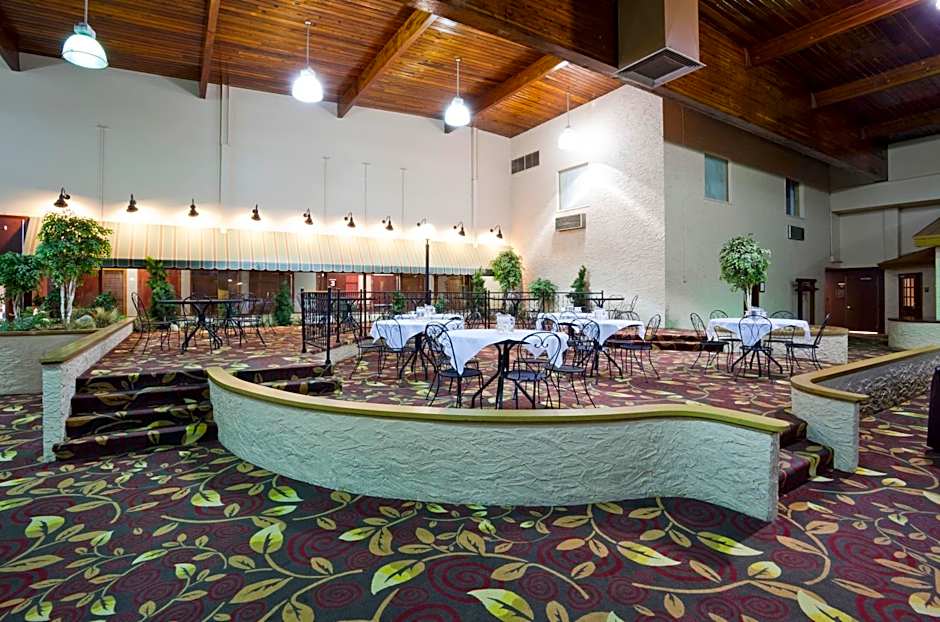 Holiday Inn Alexandria By IHG