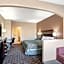Days Inn & Suites by Wyndham Houston North/Spring