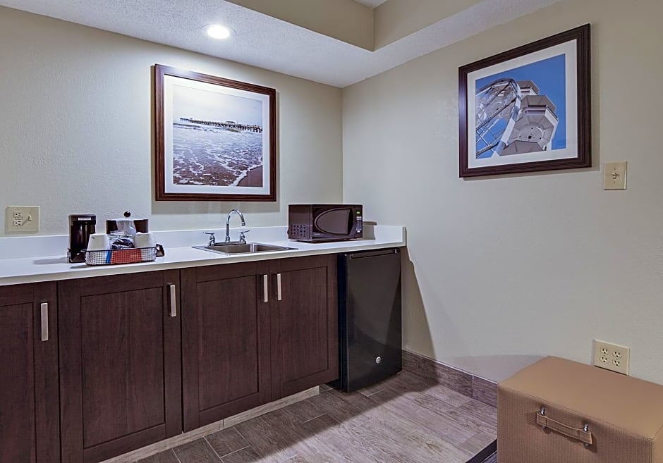 Hampton Inn Myrtle Beach Broadway at the Beach