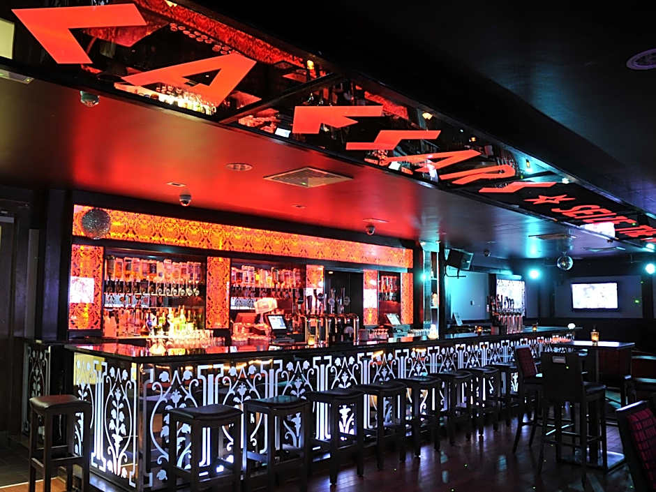 The Shirley Arms Hotel