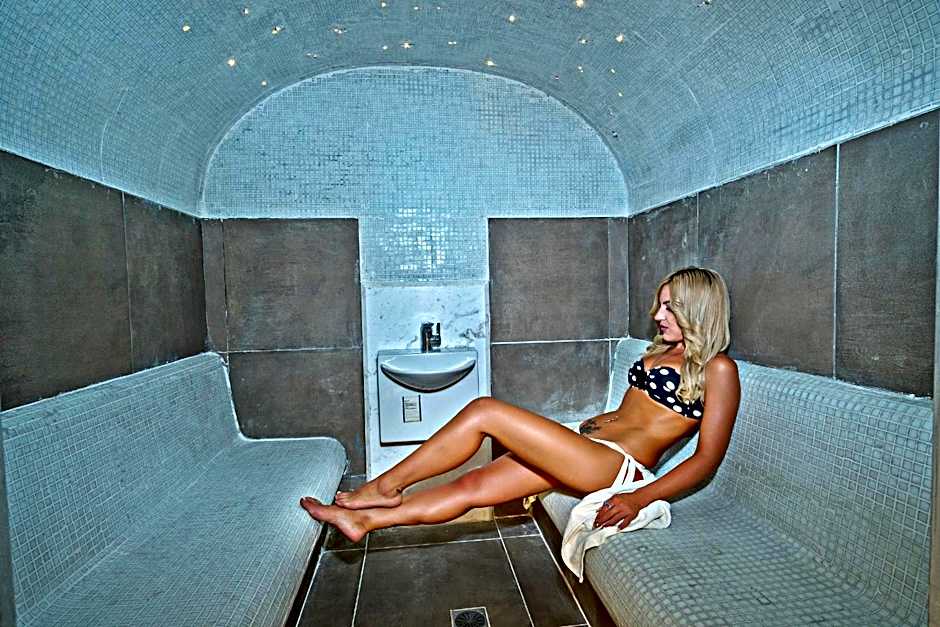 Swell Boutique Hotel