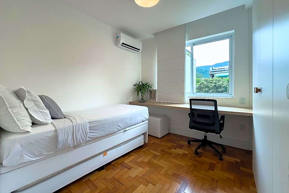 Leblon, Rua Dias Ferreira - Apt silencioso com localização premium