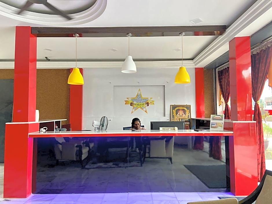 Royals Star Hotel