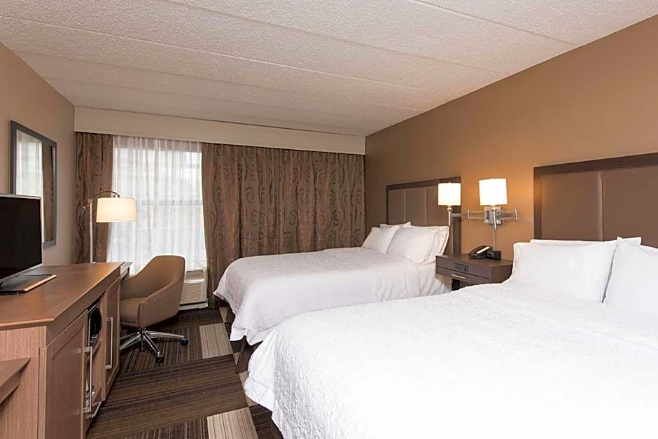 Hampton Inn By Hilton Columbus/Taylorsville/Edinburgh