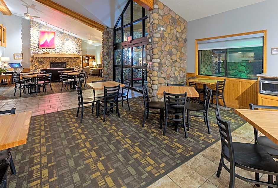 Black Beach Inn by GrandStay