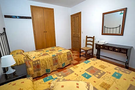 Large Twin Room