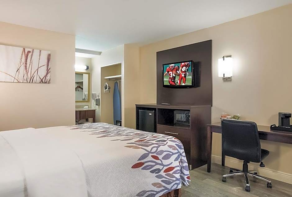 Red Roof Inn Tupelo