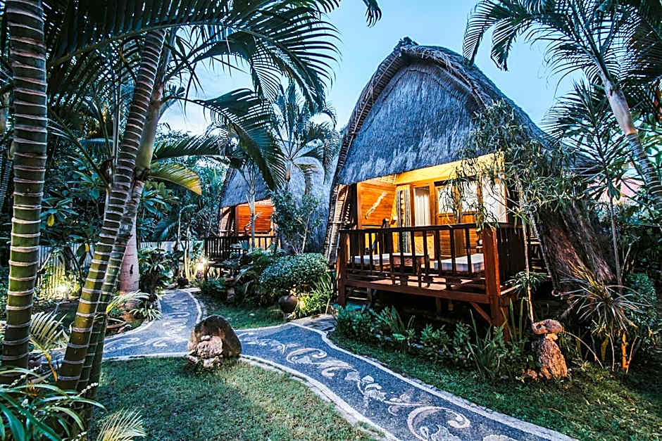 Alam Nusa Bungalow Huts & Spa