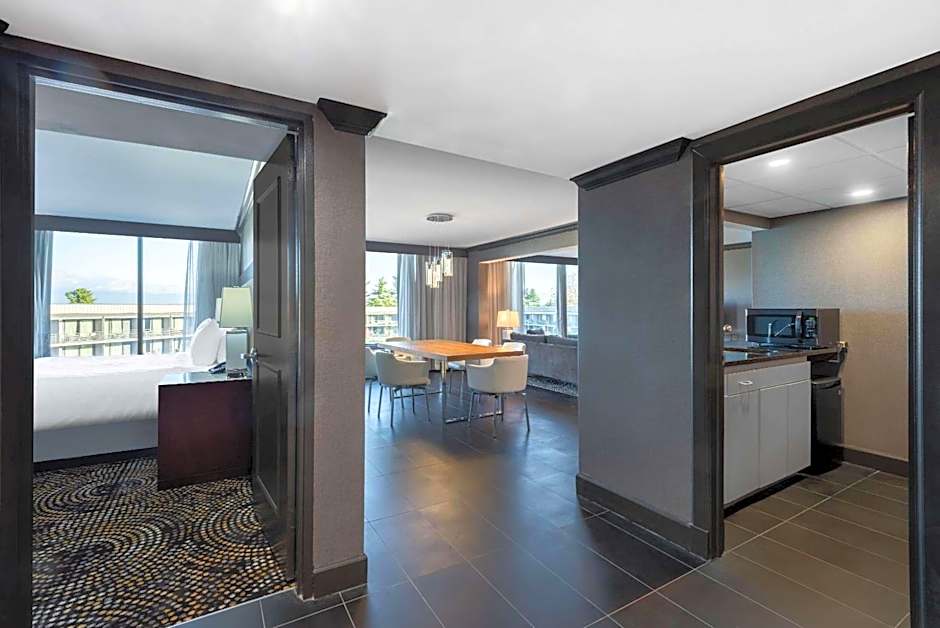 Photo 1 of 6 of Presidential 2 Bedroom 1 King Bed and 2 Queen Beds Suite