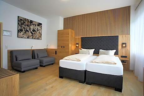 Comfort Triple Room with Shower