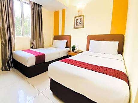 Standard Twin Room with Sea View