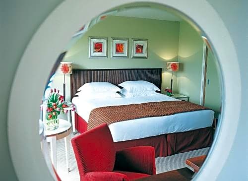 Photo 1 of 4 of Two-Beds - Location Village/Nonsmoking