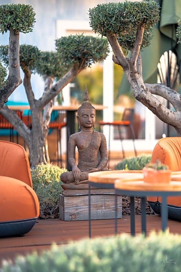 Seeds of Silence boutique hotel & retreat center near Olhao