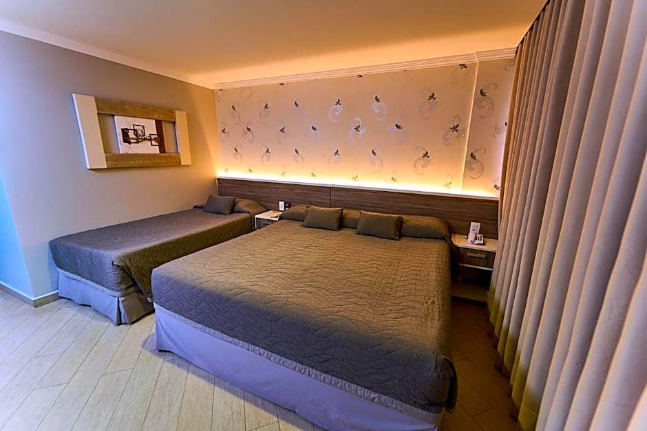 Foz Plaza Hotel