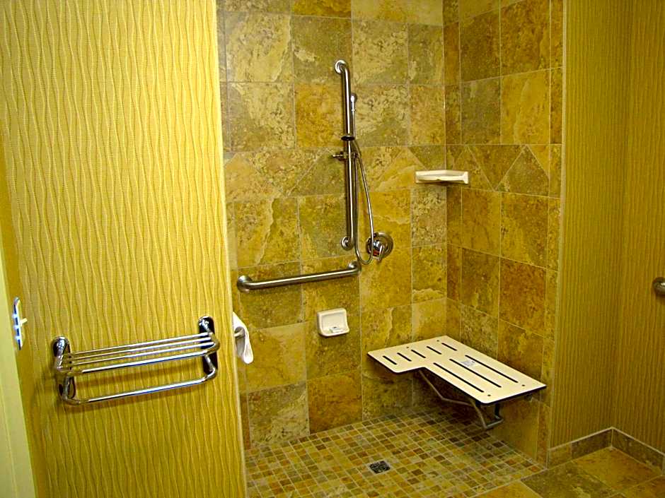 Hampton Inn By Hilton & Suites Jamestown