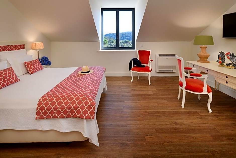 Hotel Casa Palmela  Small Luxury Hotels (Hotel & Villas)