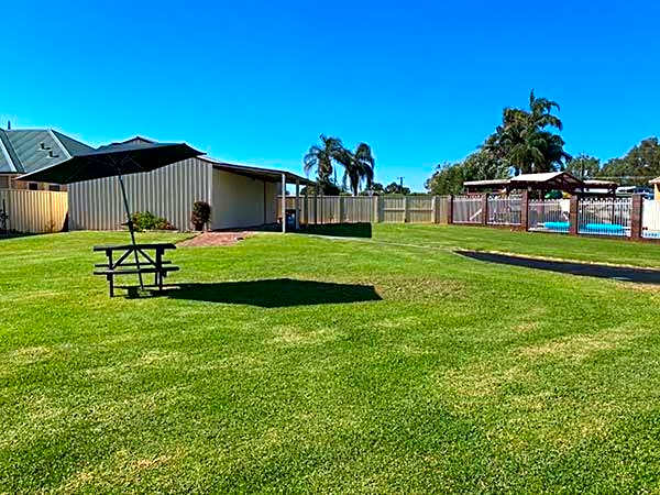Donnybrook Motel