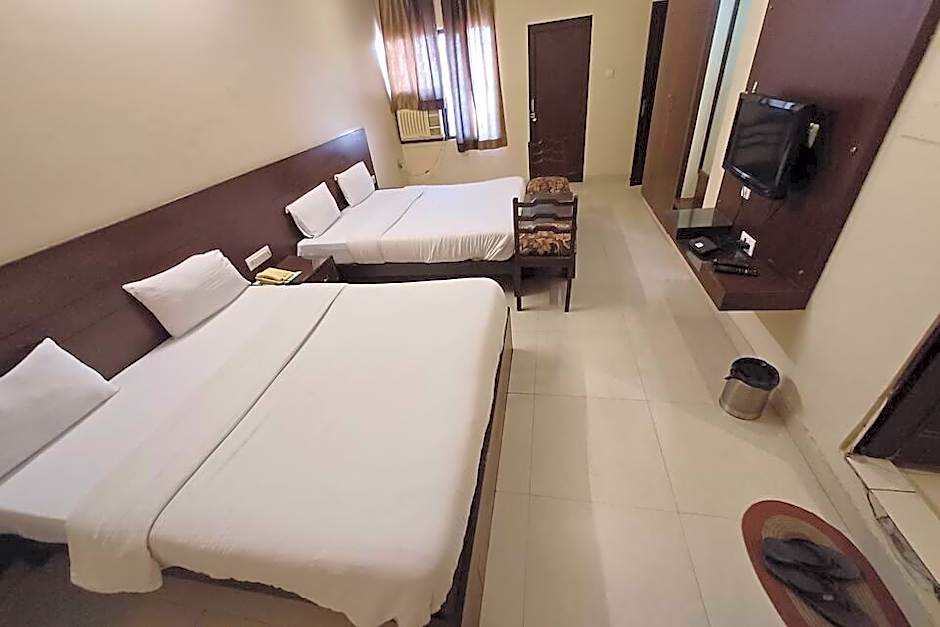 Hotel Raghav Palace