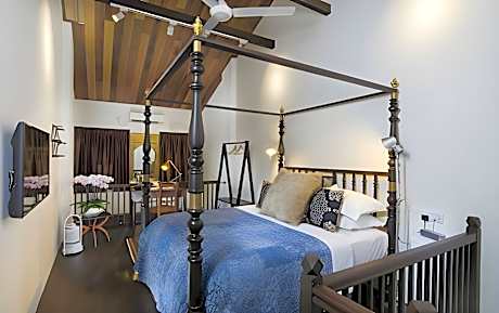 Mansion Suite
