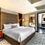 Cambria Hotel Houston Downtown Convention Center