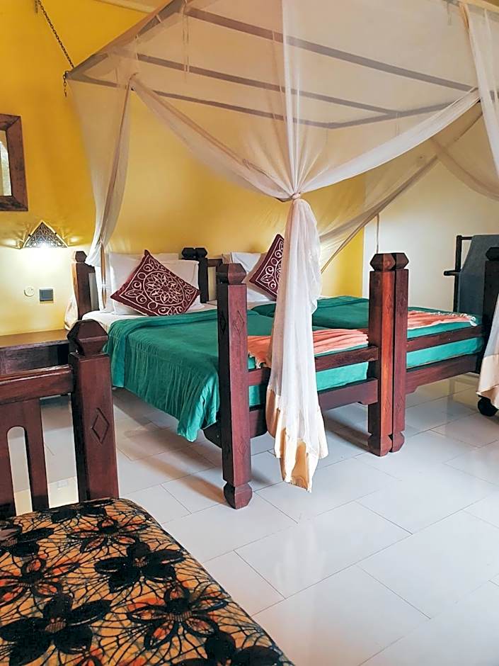 Photo 1 of 5 of Triple Room