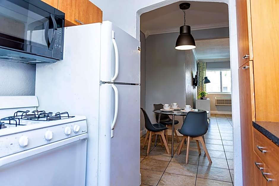 Beachside All Suites Hotel