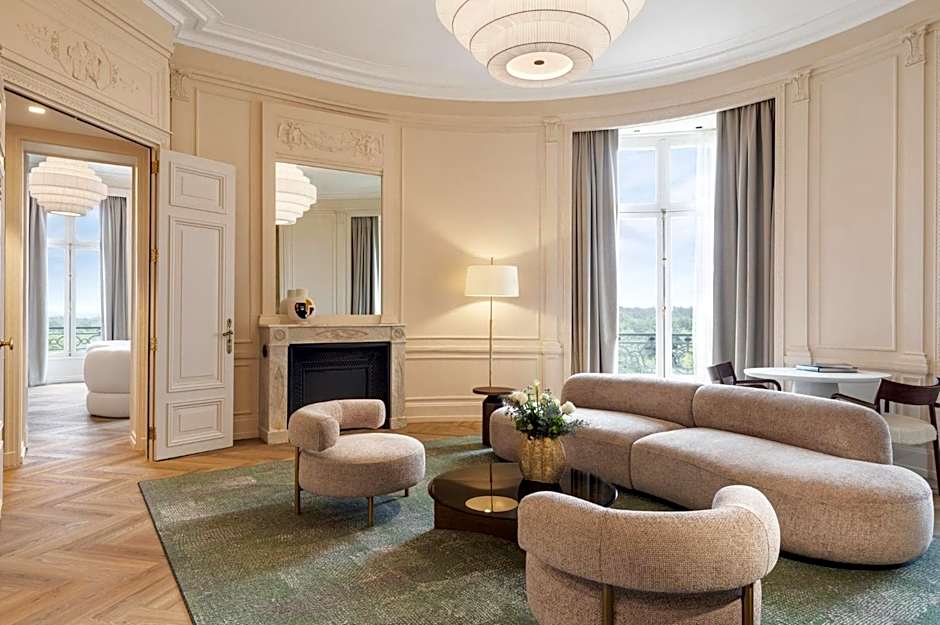 InterContinental Chantilly Chateau Mont Royal By IHG