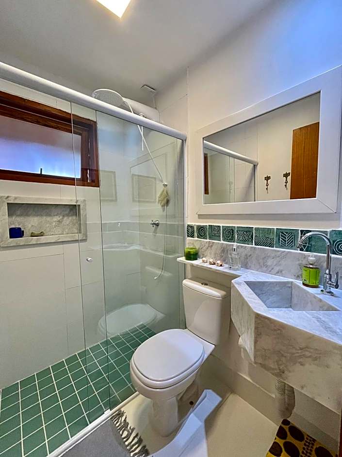 Linda Casa Ressaca 3 quartos c/ piscina